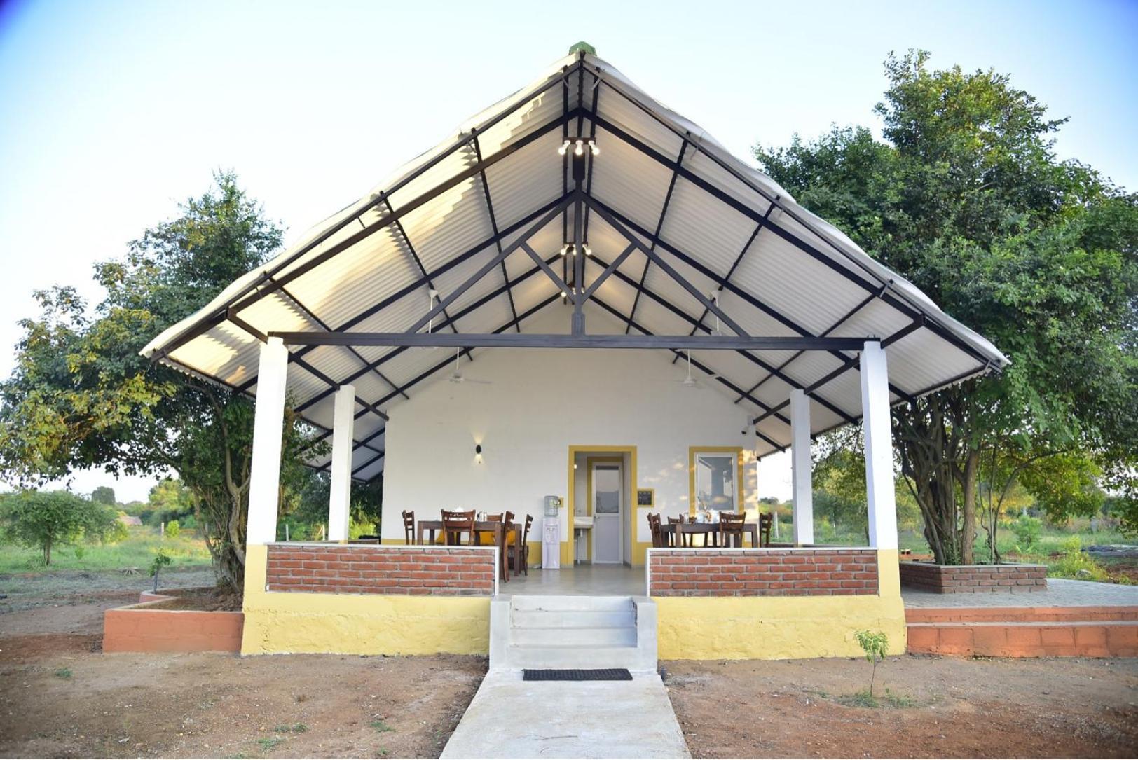 Thihawa Eco Huts Yala Bed & Breakfast Tissamaharama Dış mekan fotoğraf