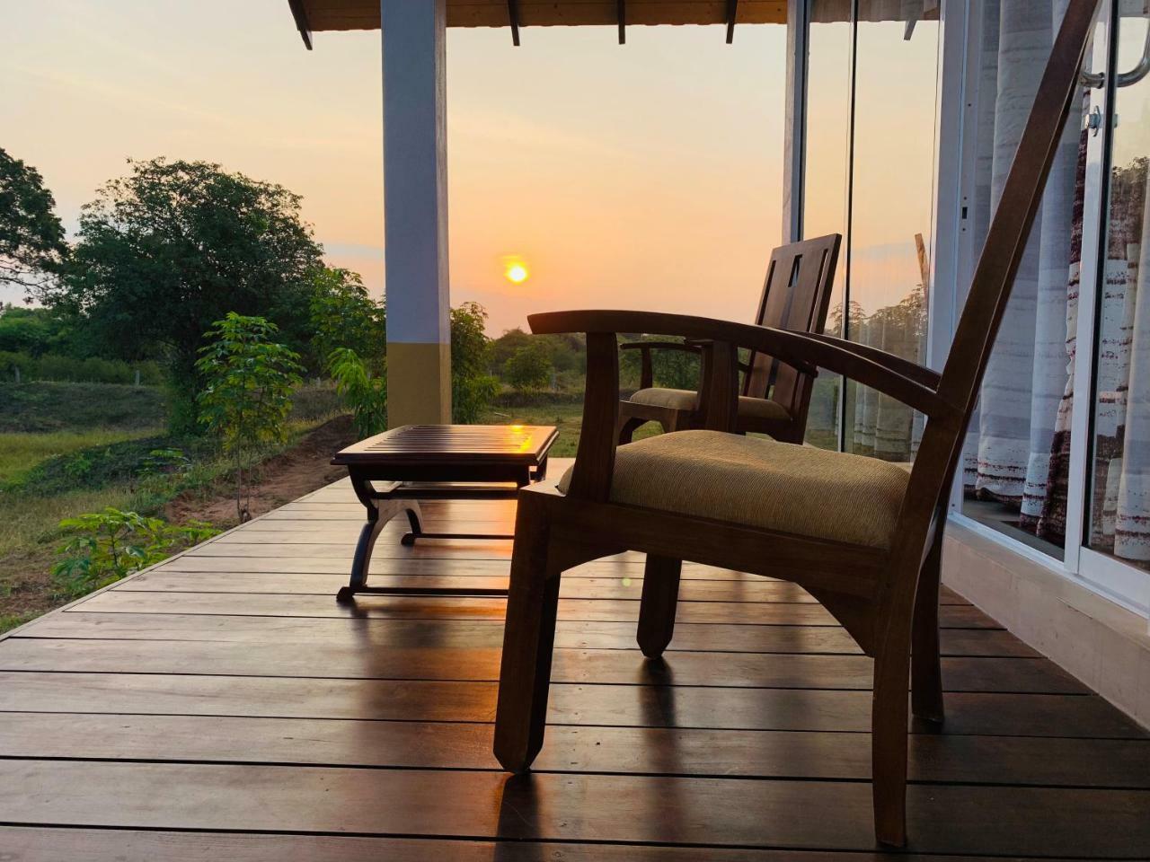 Thihawa Eco Huts Yala Bed & Breakfast Tissamaharama Dış mekan fotoğraf